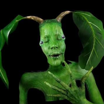 Paradise Makeup AQ - Amazon Green